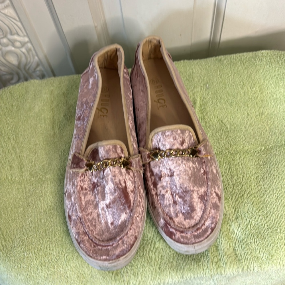 Shiny Pink Rouge Loafer With Bling Chains Decor Size 8 1/2